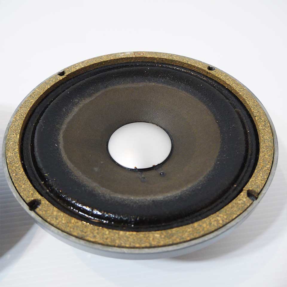 JBL(ｼﾞｪｲﾋﾞｰｴﾙ) D208